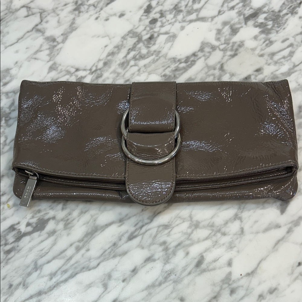 HOBO Shiny Taupe Clutch